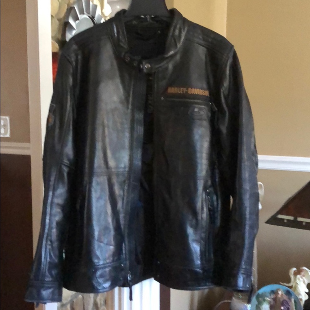 HD leather coat and hat